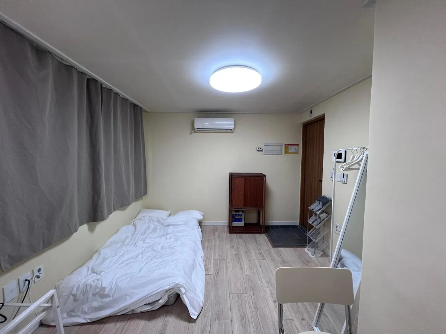 Pensión Craftsman'S House Room 302 Located In Yeonnam-Dong Seúl